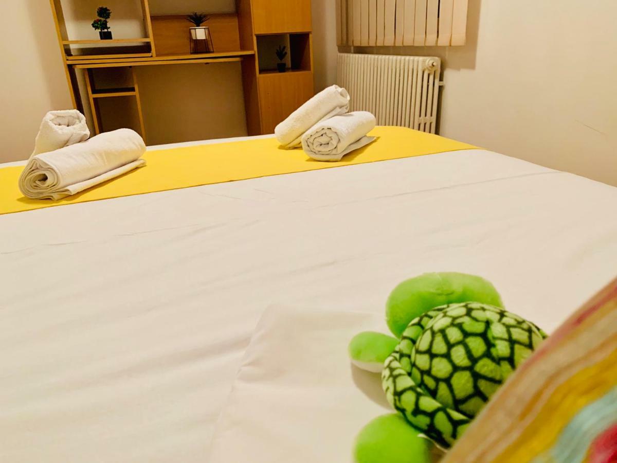 Ultracentral Apartment With All You Need: Wifi, Tv, Ac, Washer, Coffe Timişoara Buitenkant foto