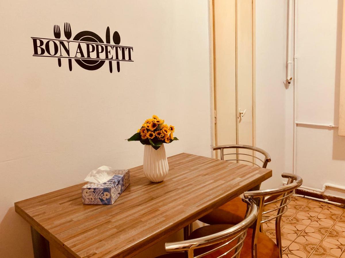 Ultracentral Apartment With All You Need: Wifi, Tv, Ac, Washer, Coffe Timişoara Buitenkant foto