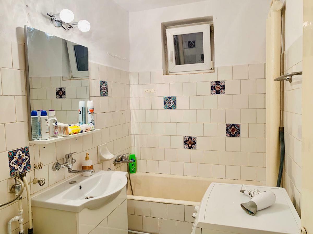 Ultracentral Apartment With All You Need: Wifi, Tv, Ac, Washer, Coffe Timişoara Buitenkant foto
