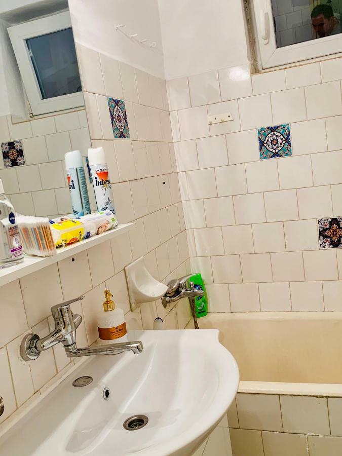 Ultracentral Apartment With All You Need: Wifi, Tv, Ac, Washer, Coffe Timişoara Buitenkant foto