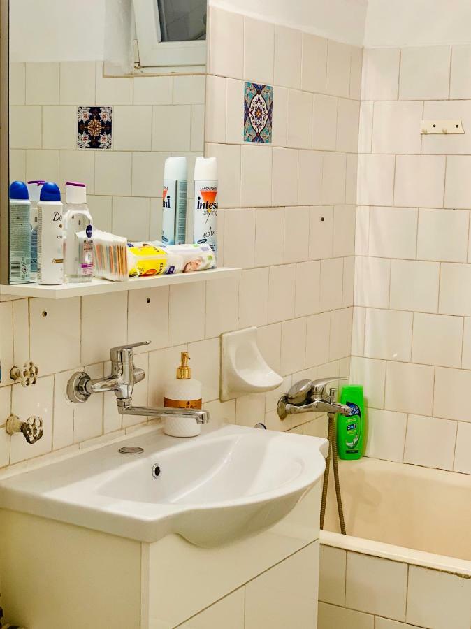 Ultracentral Apartment With All You Need: Wifi, Tv, Ac, Washer, Coffe Timişoara Buitenkant foto
